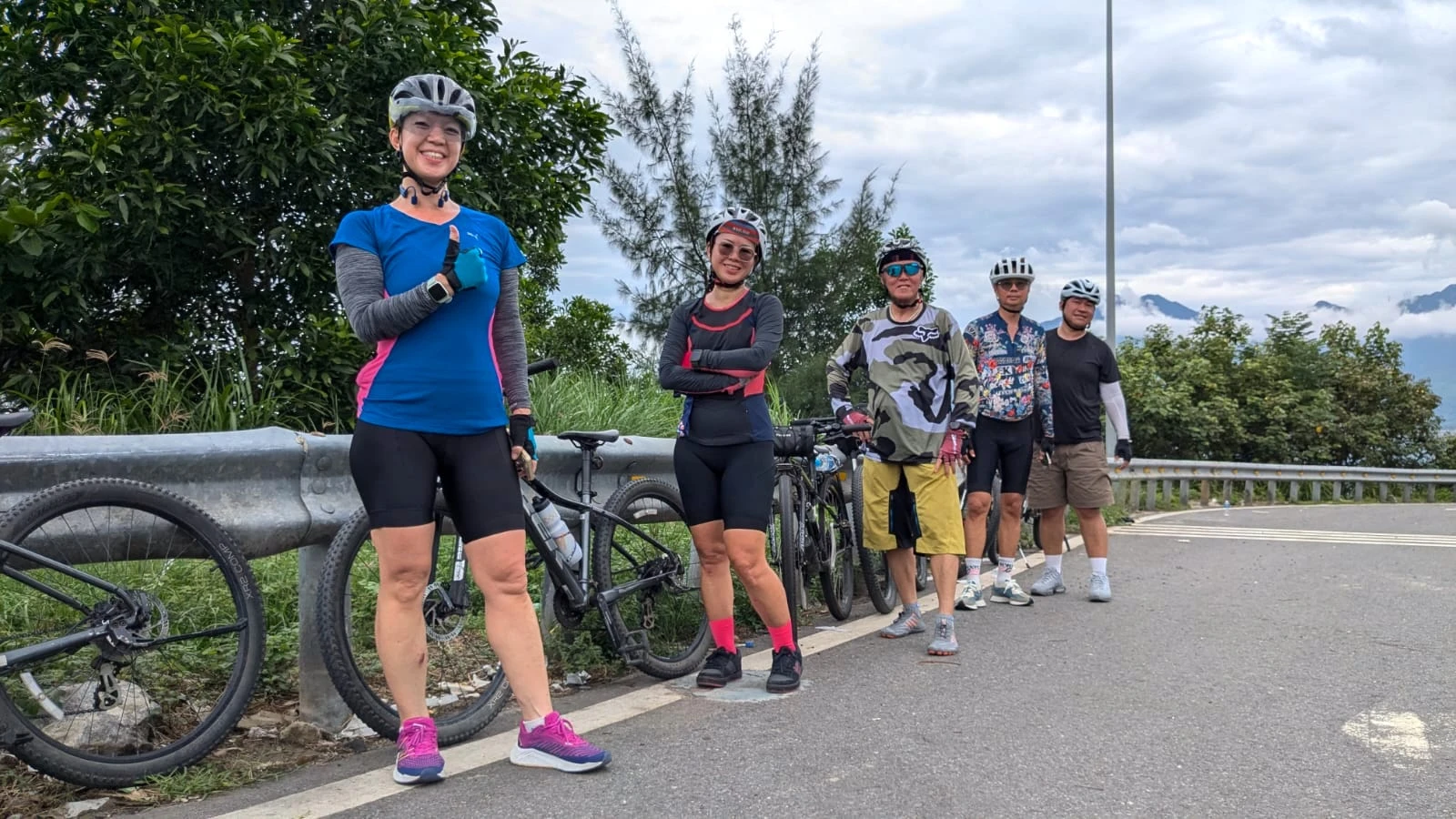 Hai Van Pass Bike Tour 1 Day